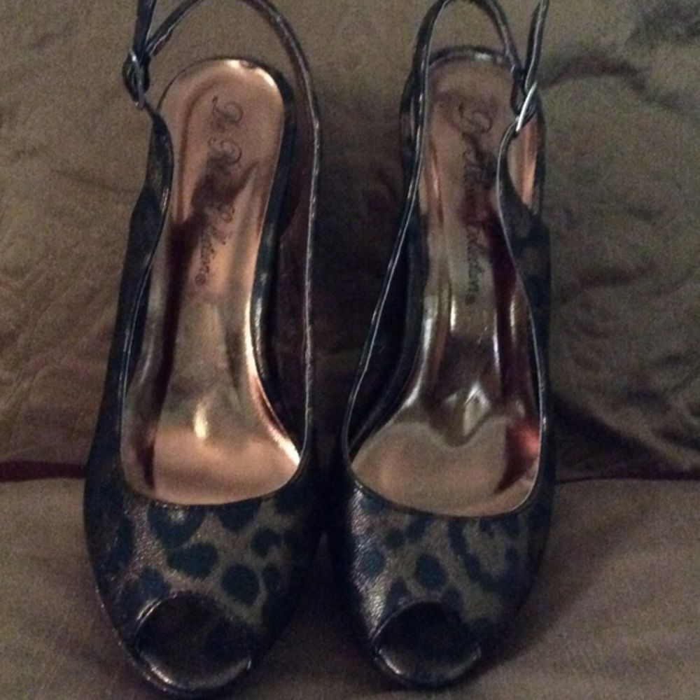De blossom collection Bronze/ black leopard shoe
